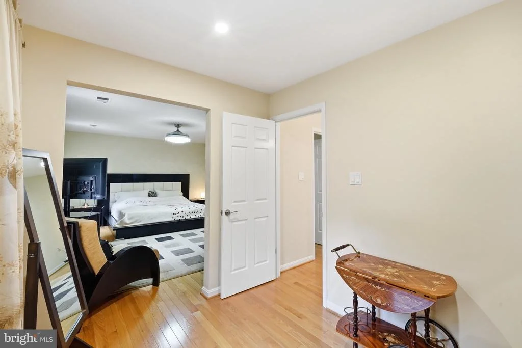 Photo of 15221 REDGATE DRIVE