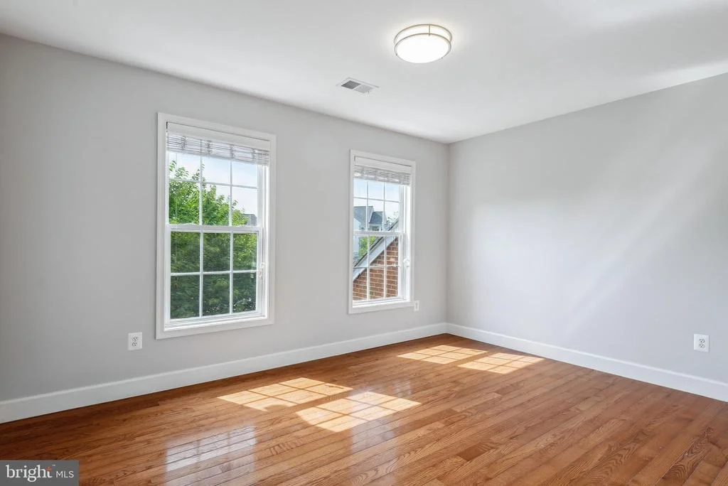 Photo of 18303 THUNDERCLOUD ROAD