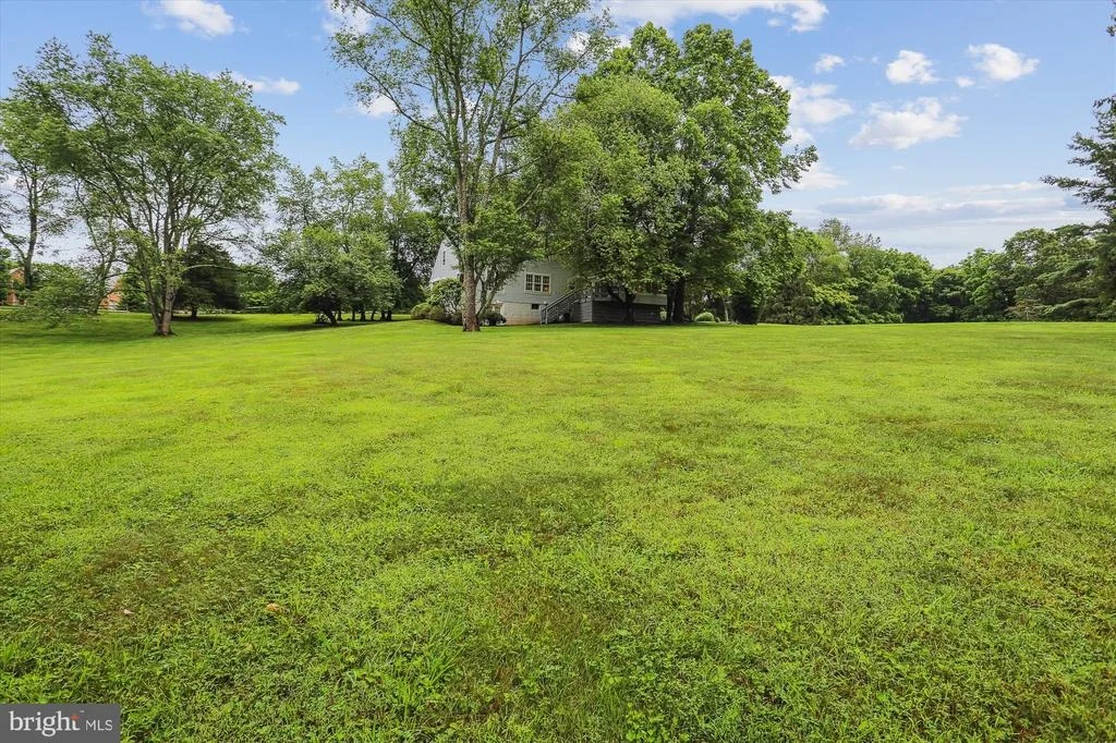 Photo of 22217 CREEKVIEW DRIVE