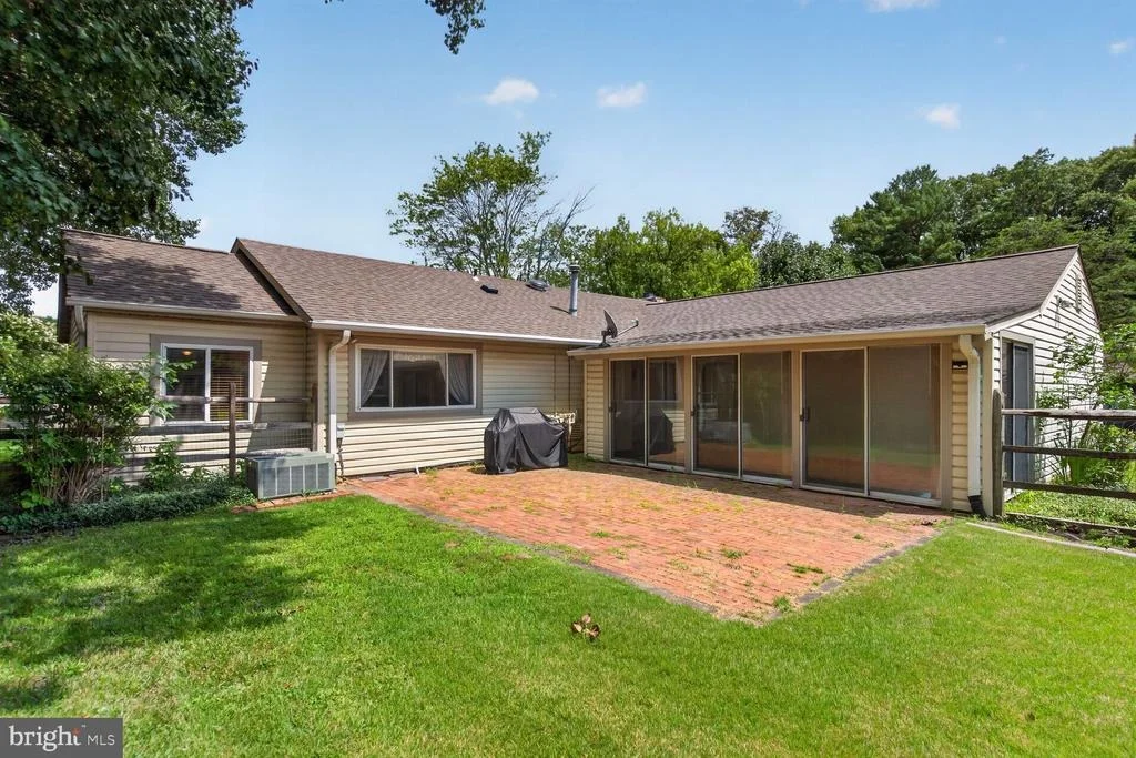 Photo of 323 AVONDALE DRIVE