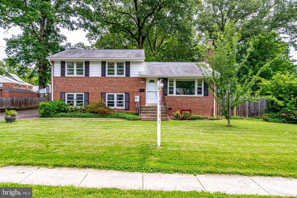 Photo of 4235 SIDEBURN ROAD