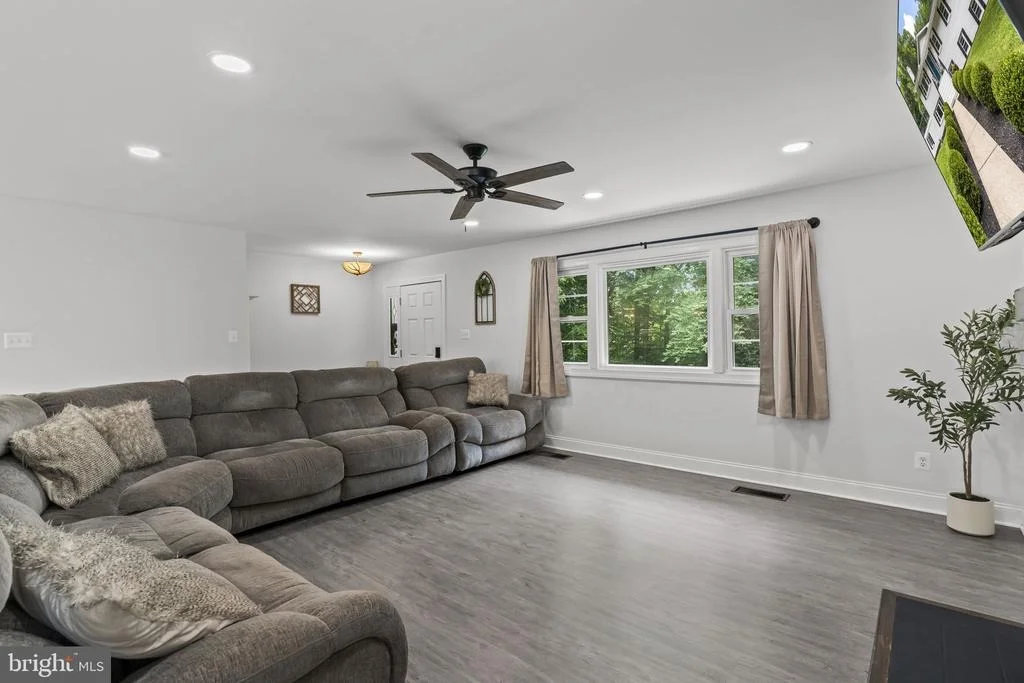 Photo of 6313 MALLARD LANE