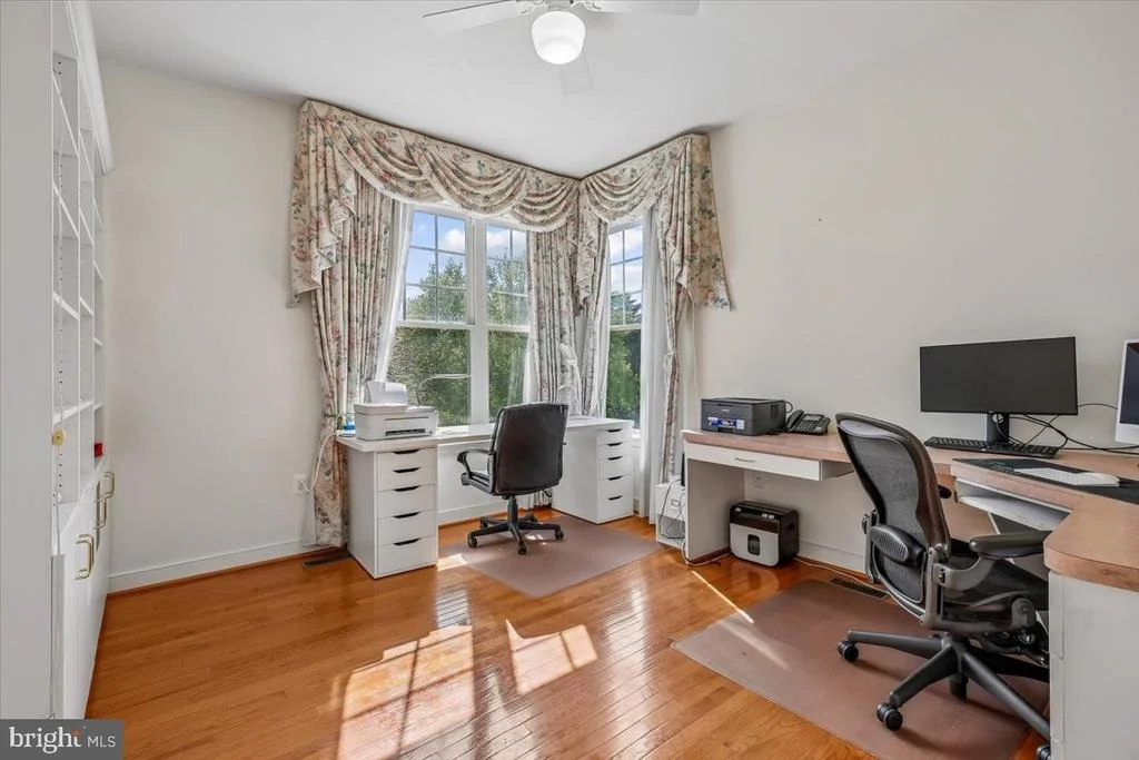 Photo of 10610 OUTPOST DRIVE