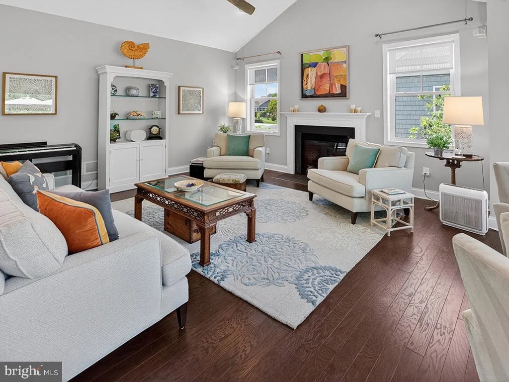 Photo of 20763 RODNEY DRIVE