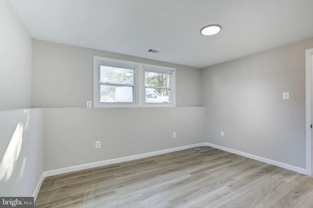 Photo of 1377 ROLLINGHOUSE DRIVE