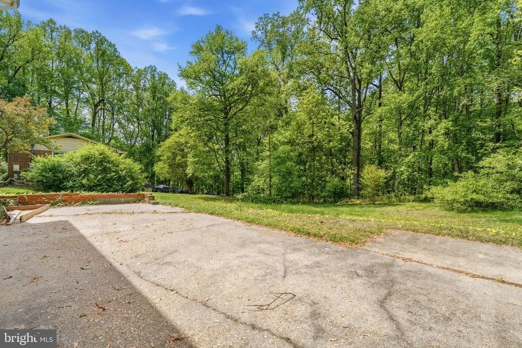 Photo of 12404 WALLACE LANE