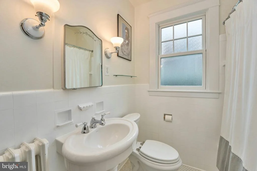 Photo of 3113 2ND ROAD N