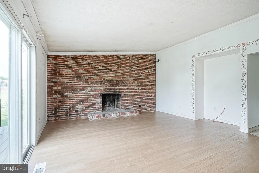 Photo of 152 KELLY DRIVER ROAD