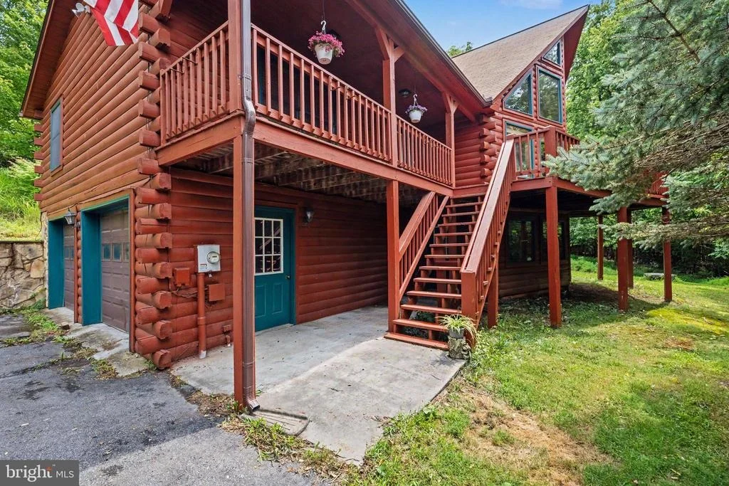 Photo of 186 HIGH KNOB ROAD