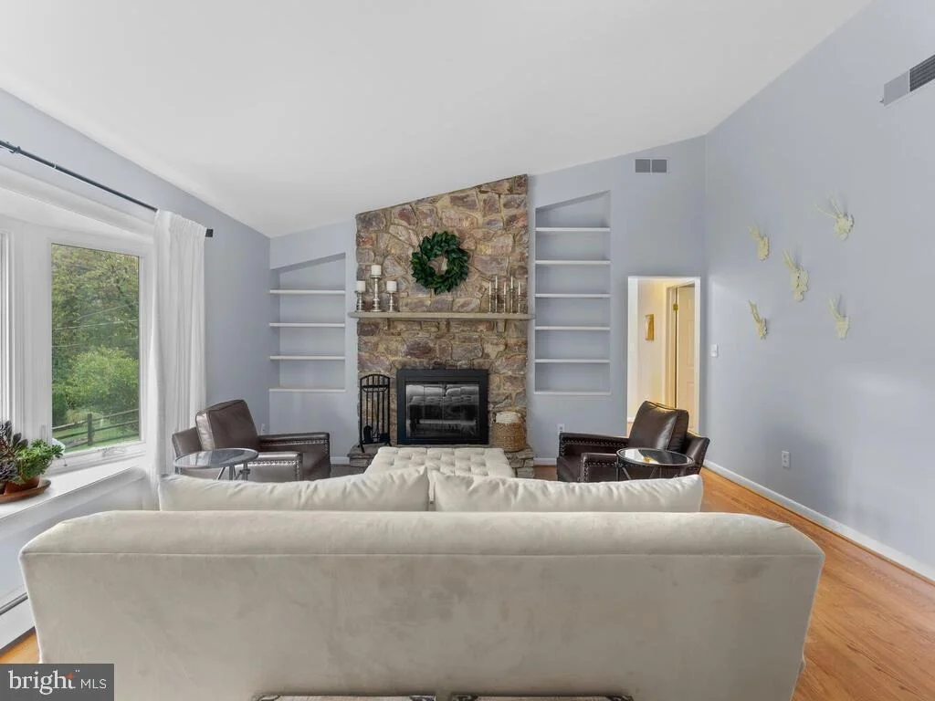 Photo of 7405 HILLTOP DRIVE