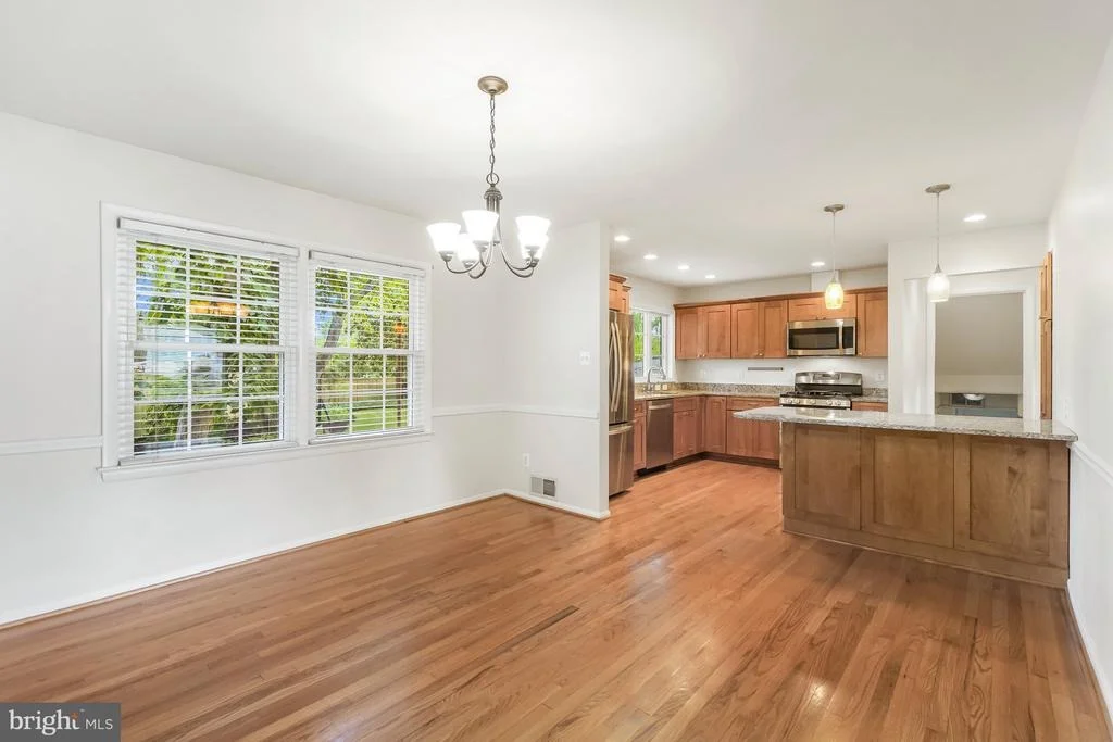 Photo of 8524 DOTER DRIVE