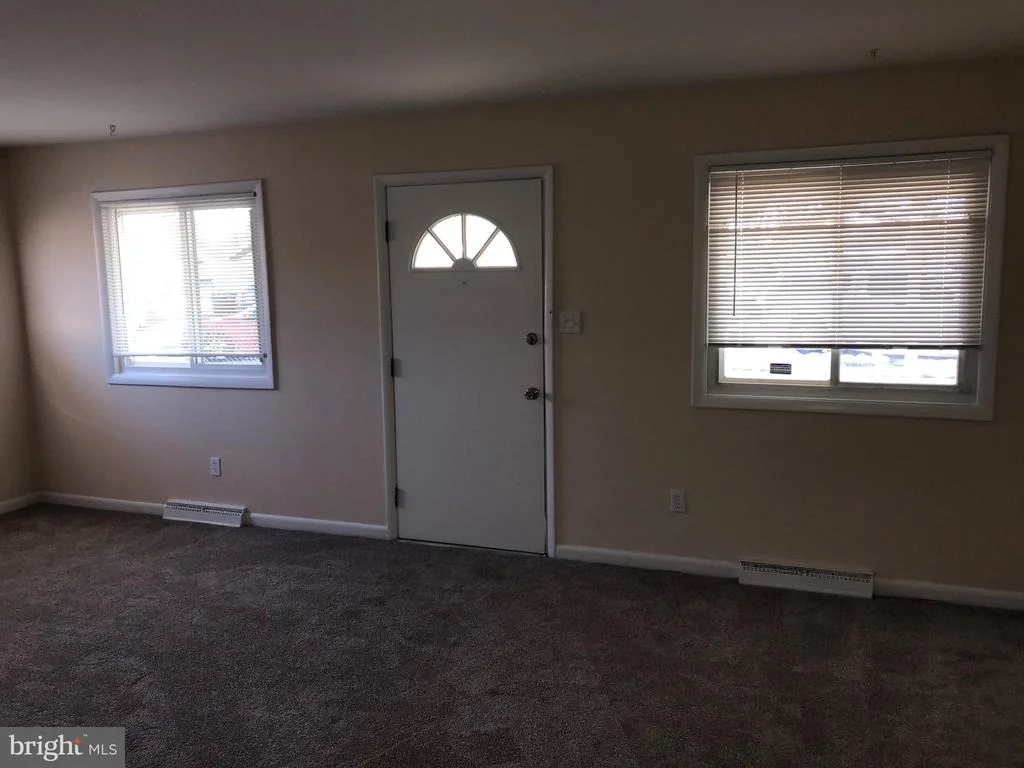 Photo of 6200 AUTH ROAD