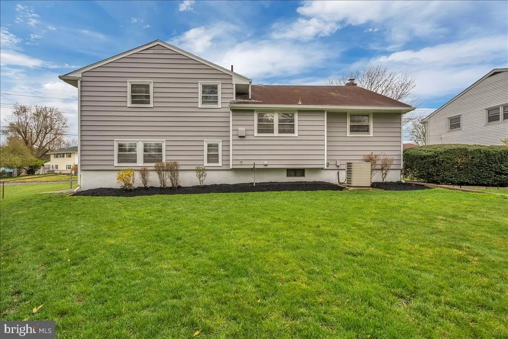 Photo of 180 CHERRY TREE LANE