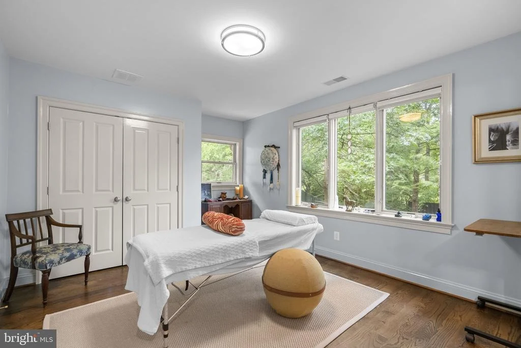 Photo of 8025 RIVERSIDE DRIVE