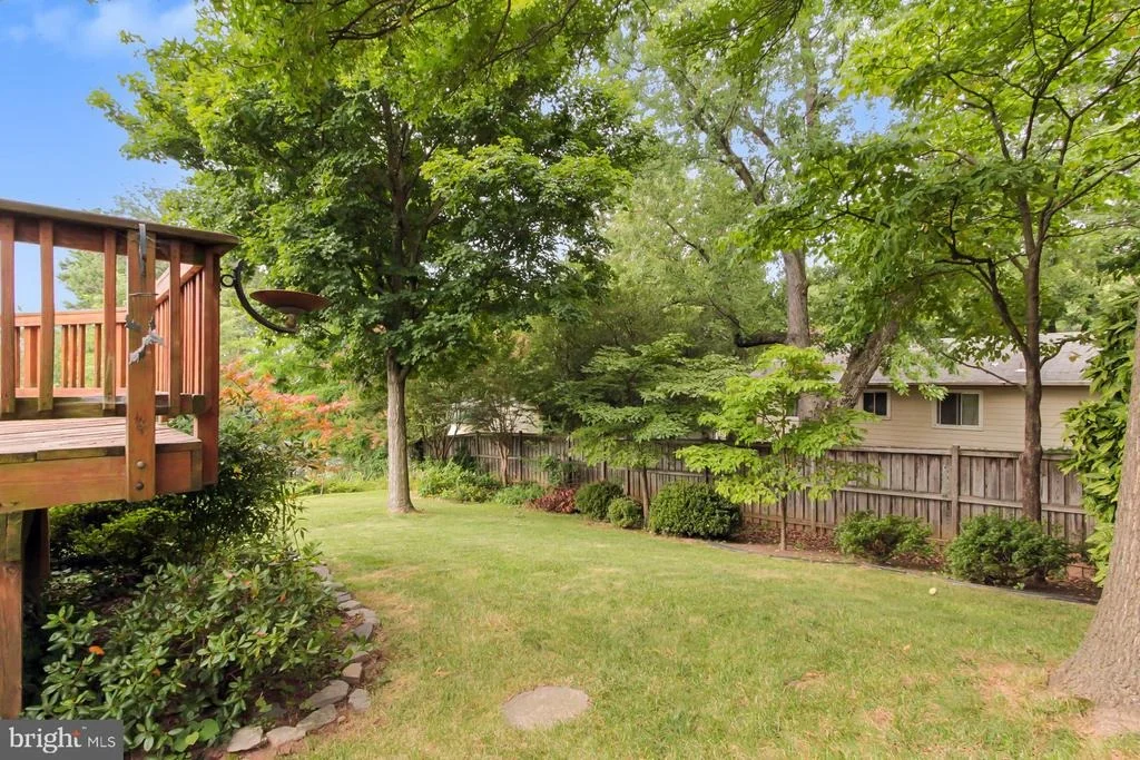Photo of 5002 REGINA DRIVE