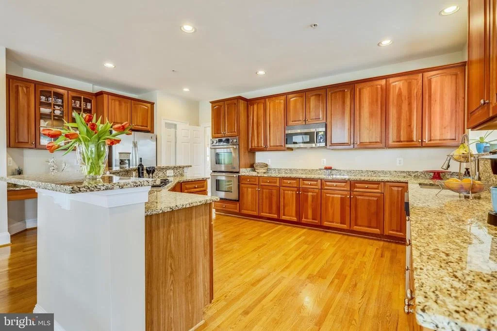 Photo of 24701 FARMVIEW LANE