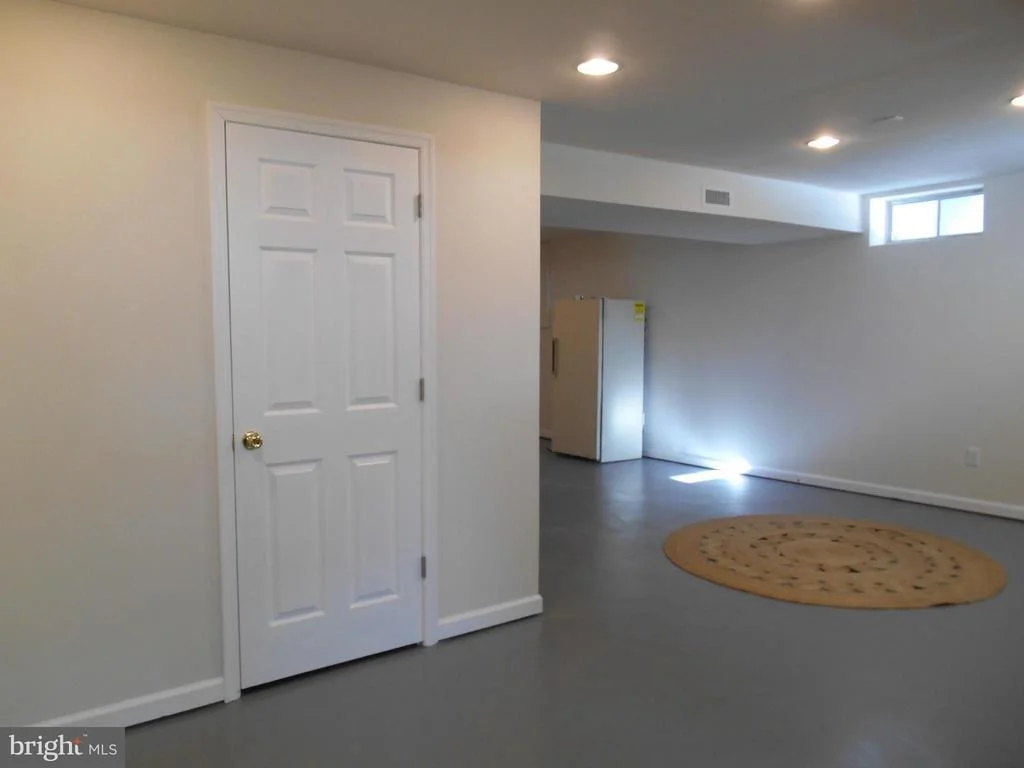 Photo of 18012 SILVER LEAF DRIVE