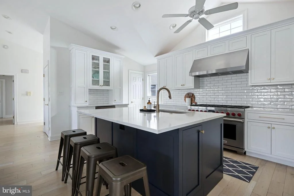 Photo of 142 HENLOPEN SHORES CIRCLE
