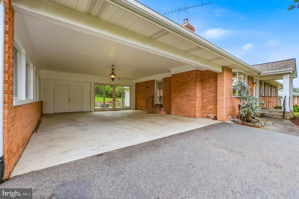 Photo of 2508 REDMILES DRIVE