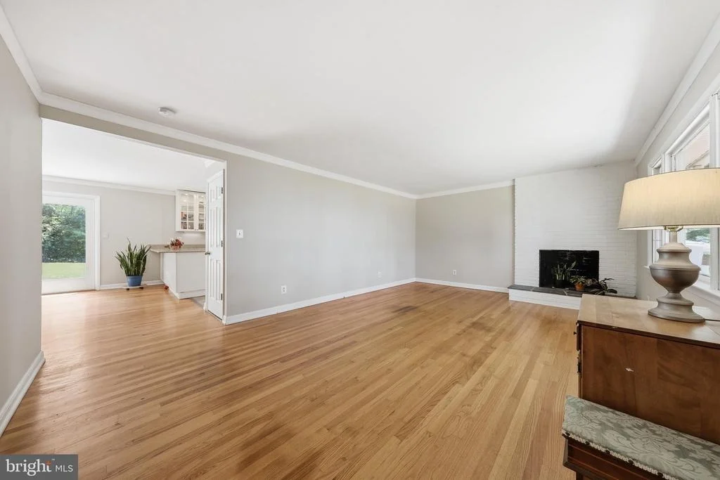 Photo of 5425 JEFFERSON BOULEVARD