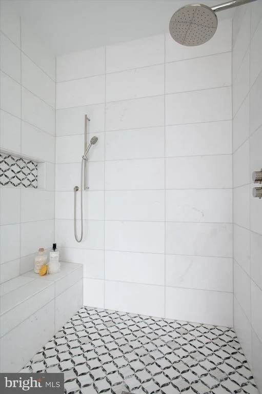 Photo of 7008 ARBOR LANE
