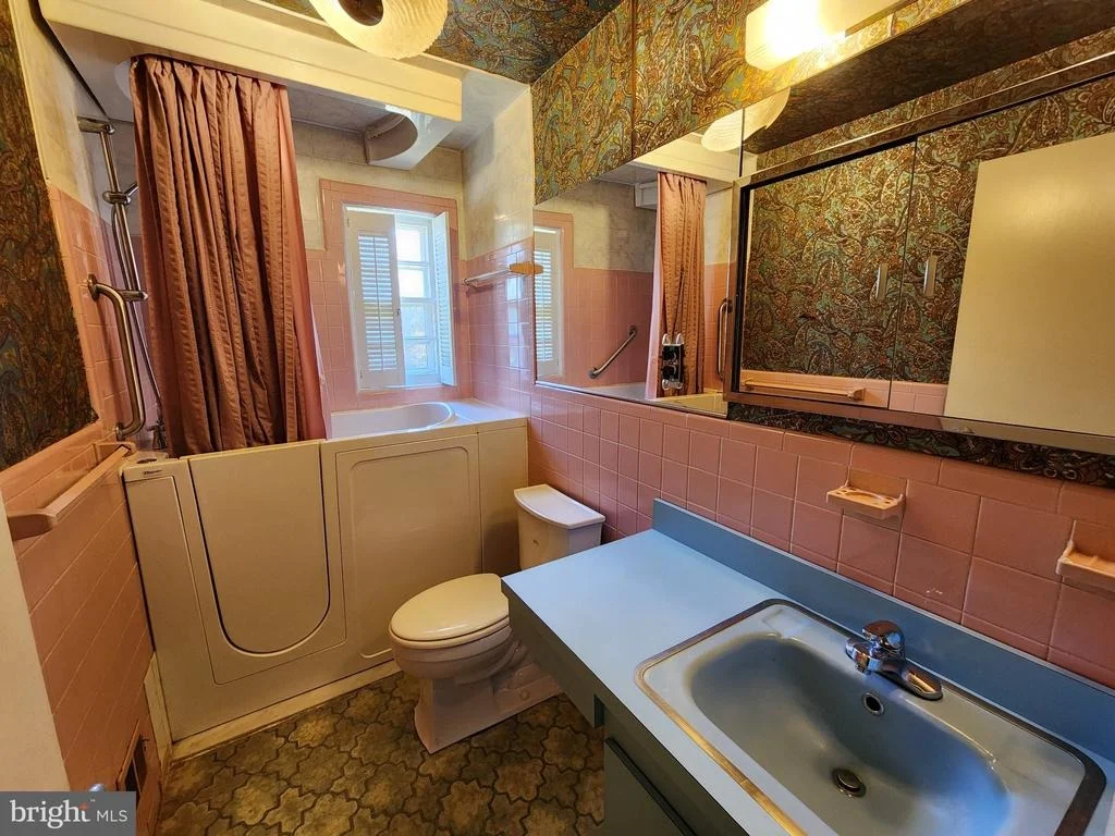 Photo of 9709 ADMIRALTY DRIVE