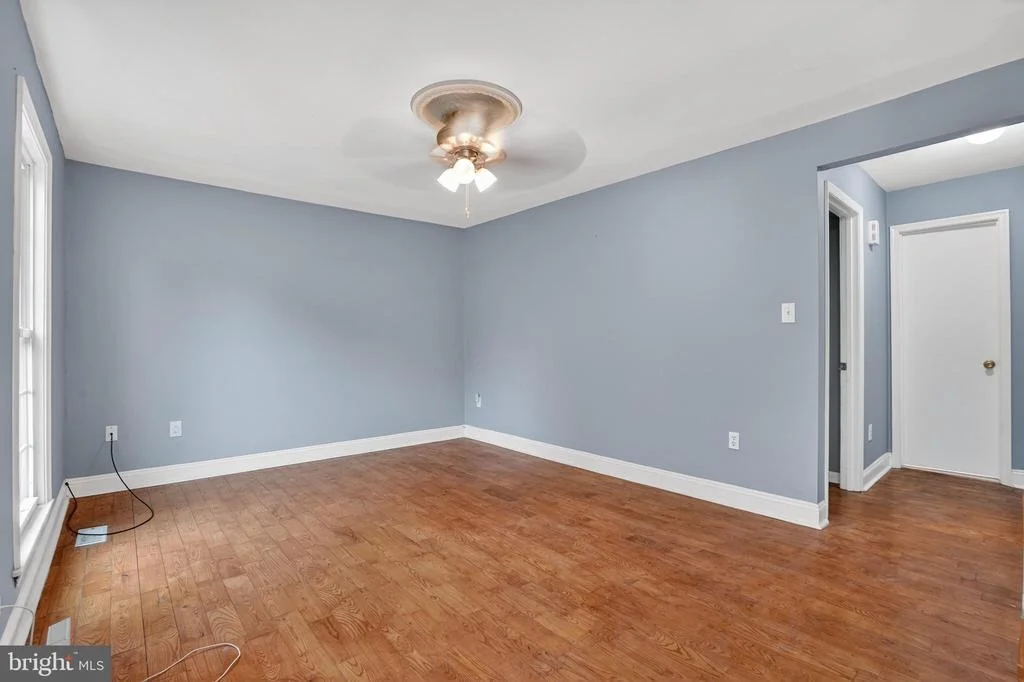Photo of 5815 RIVERSIDE DRIVE