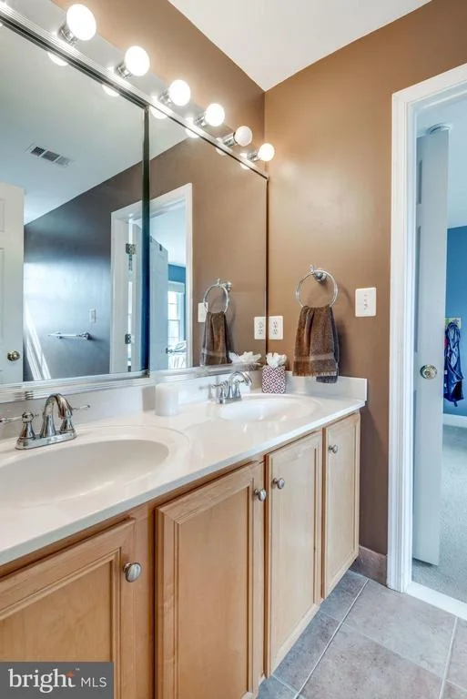Photo of 42764 JONQUIL LANE