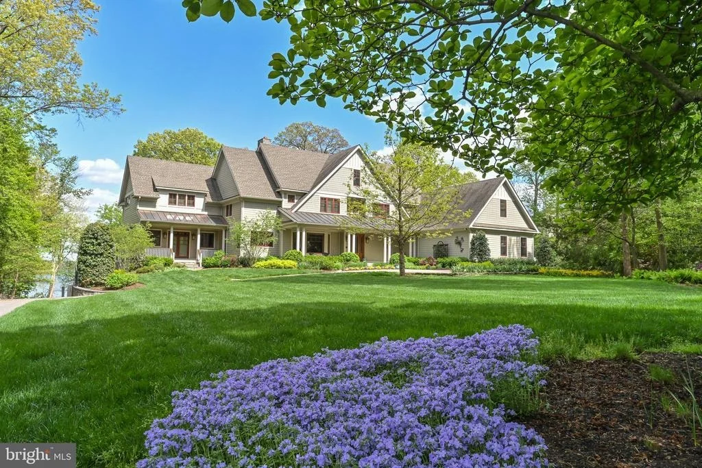 Photo of 11715 RIVER DRIVE