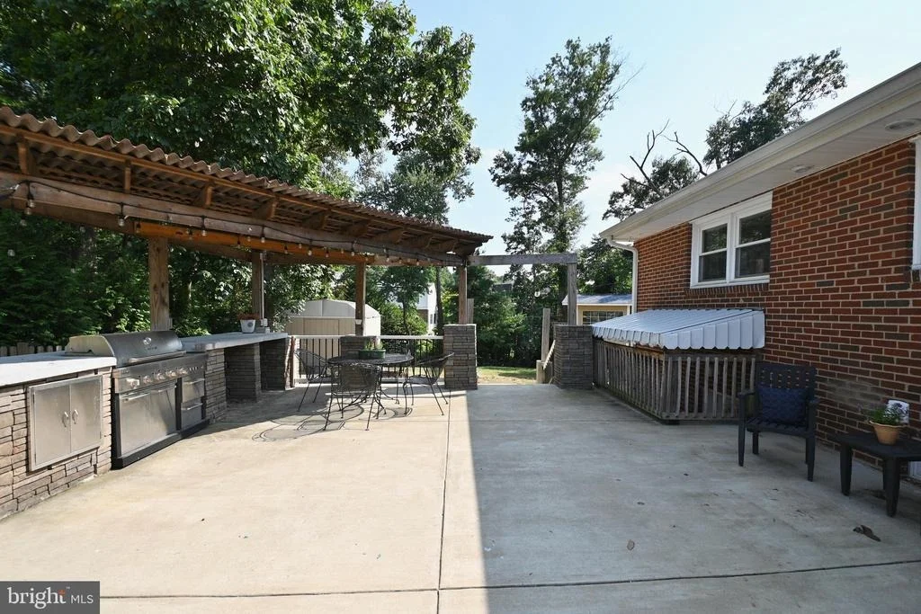 Photo of 1801 ROLLINS DRIVE