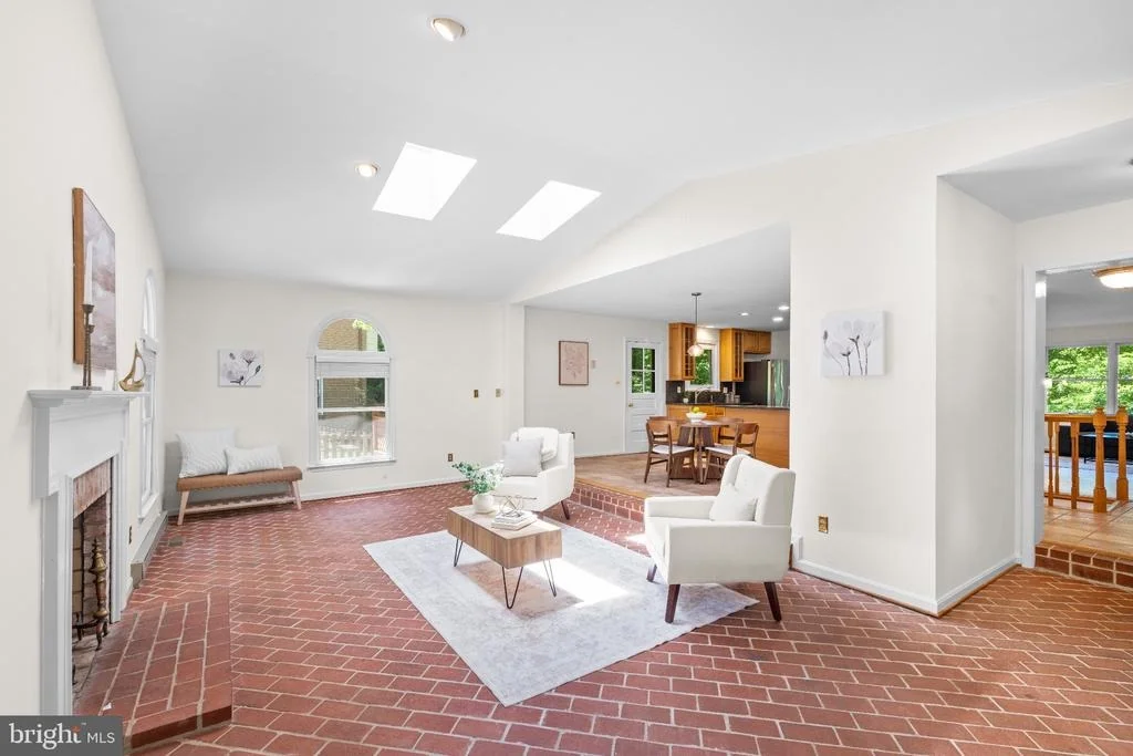 Photo of 6604 GREY FOX DRIVE
