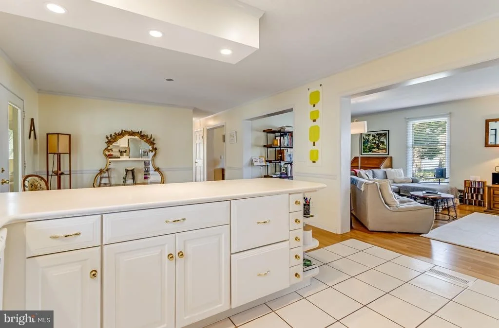 Photo of 15 HARBORVIEW ROAD