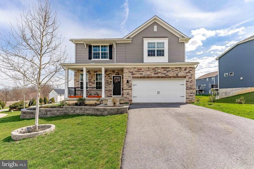 Photo of 266 ARTERS WAY