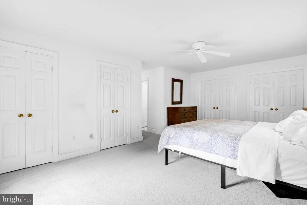 Photo of 9344 MOUNT VERNON CIRCLE