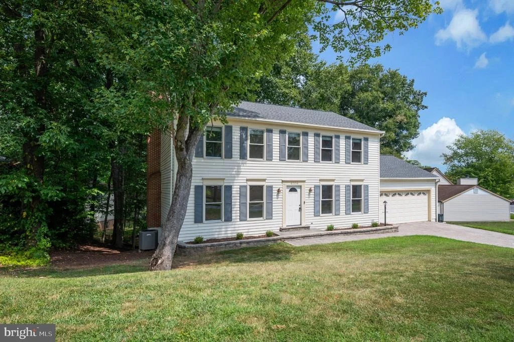 Photo of 4204 AVON DRIVE