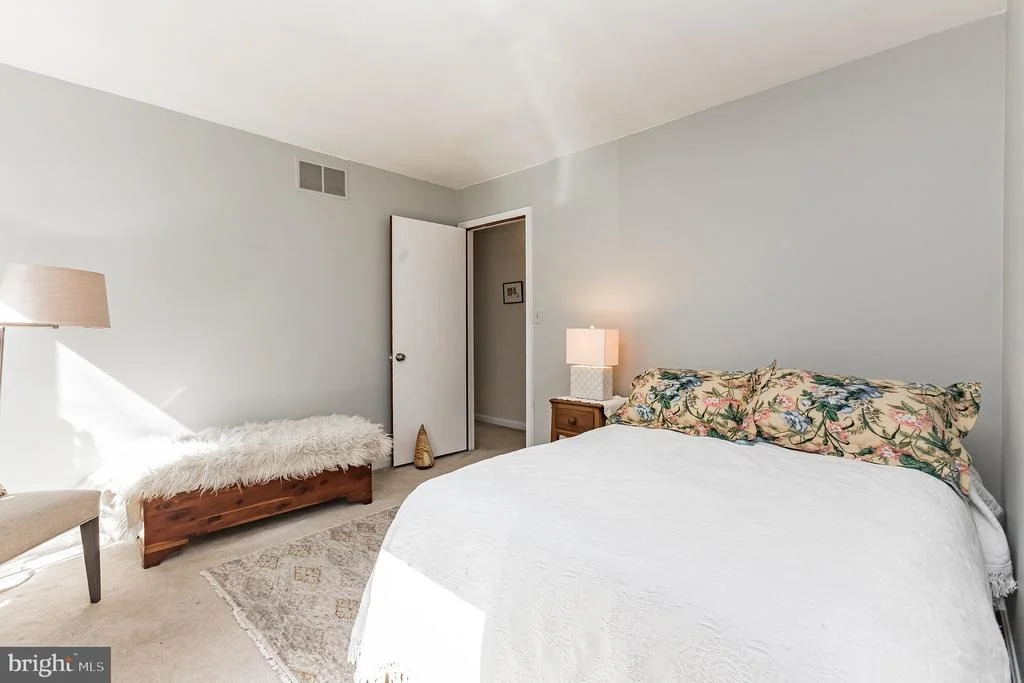 Photo of 794 WINDGATE DRIVE