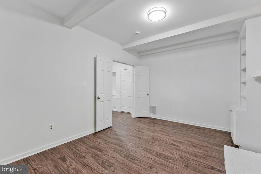 Photo of 1138 RANDOLPH ROAD