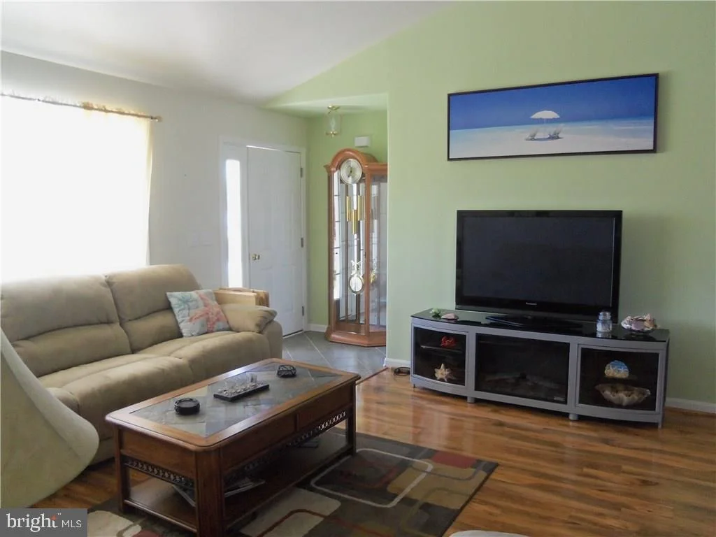 Photo of 412 KATIE STREET