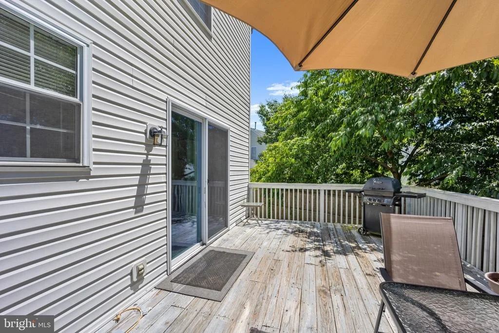 Photo of 64 OAKTON DRIVE