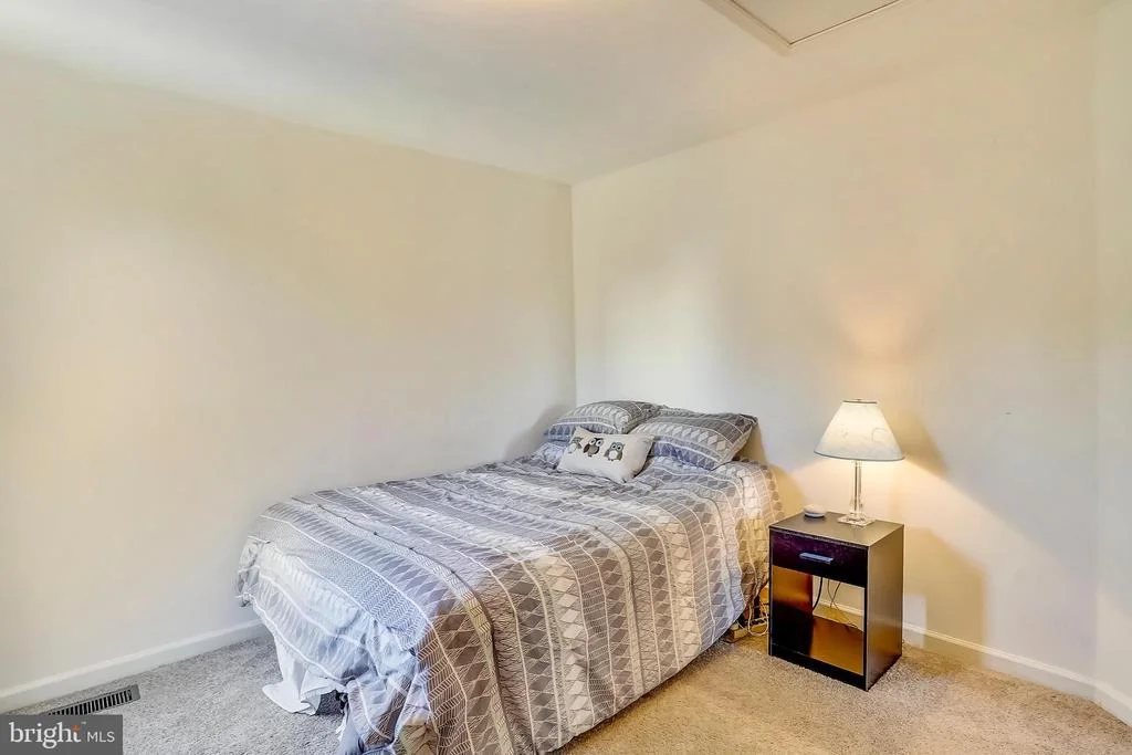 Photo of 2244 CHEROKEE DRIVE