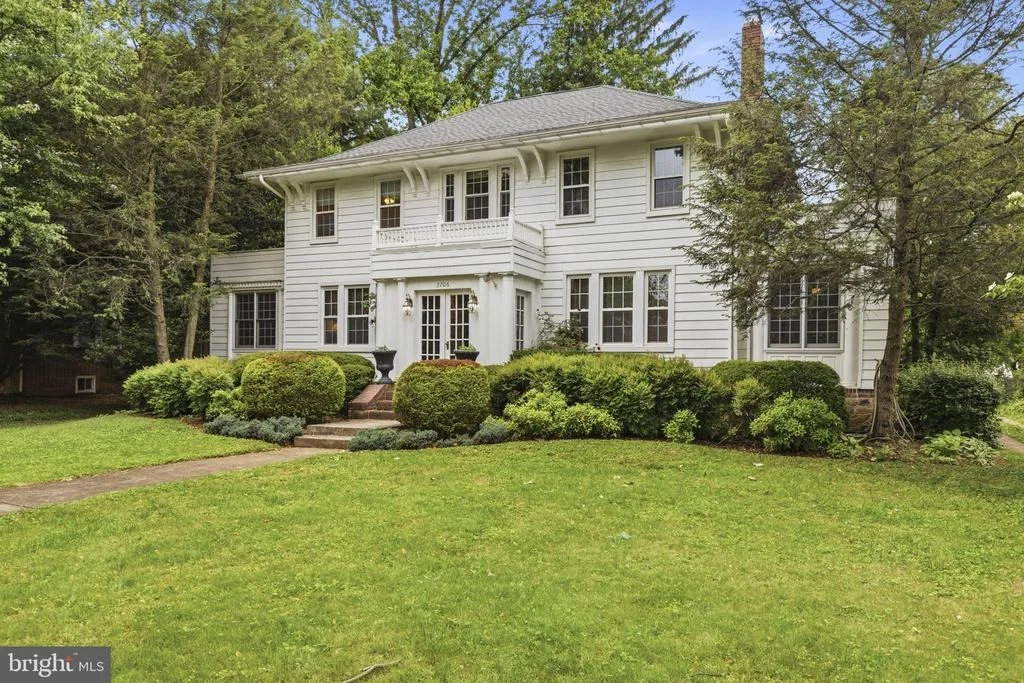 Photo of 3706 MENLO DRIVE