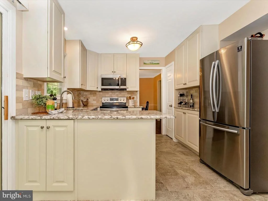 Photo of 10808 MIDDLEBORO DRIVE