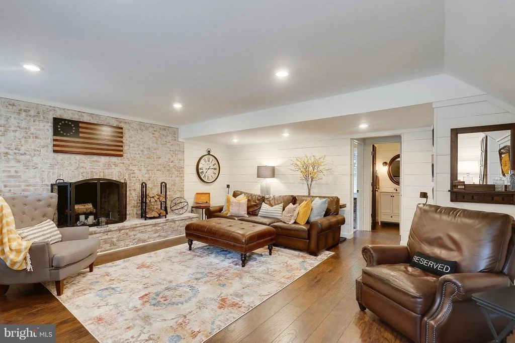 Photo of 4617 THORNHURST DRIVE