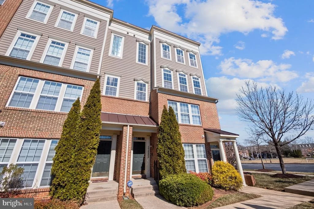 Photo of Unit 21B at 1788 POOLSIDE WAY