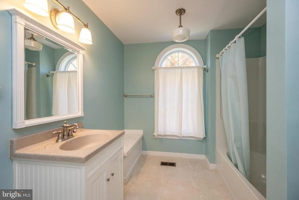 Photo of 32 HAZELHURST LANE