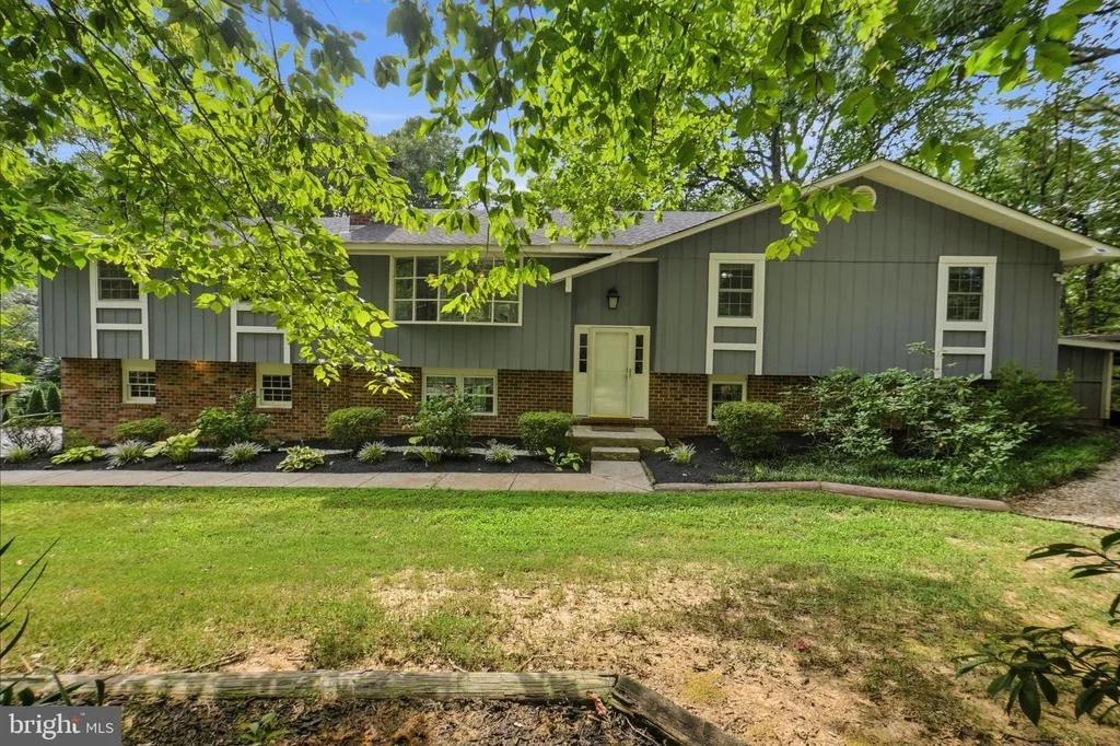Photo of 2110 HALLMARK DRIVE