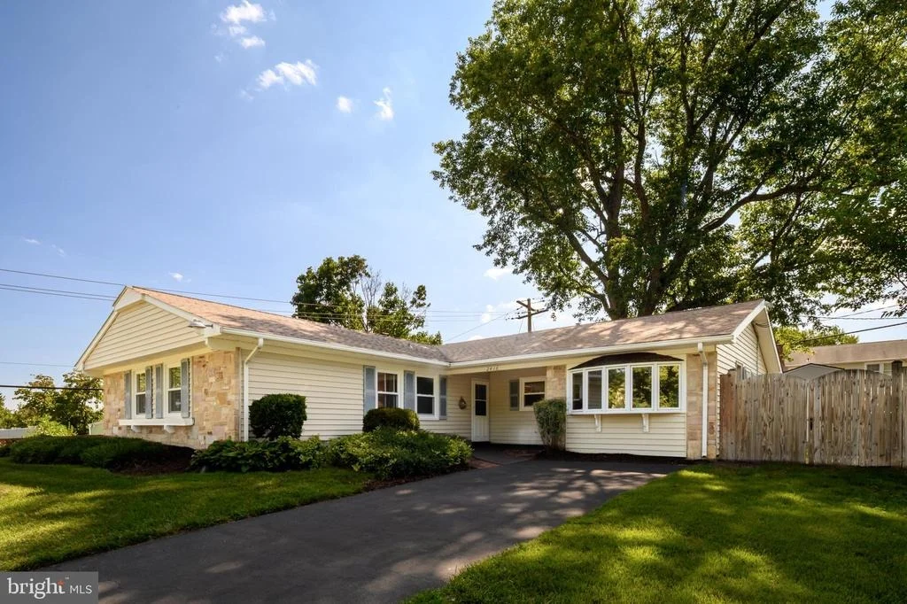 Photo of 2416 KINDERBROOK LANE