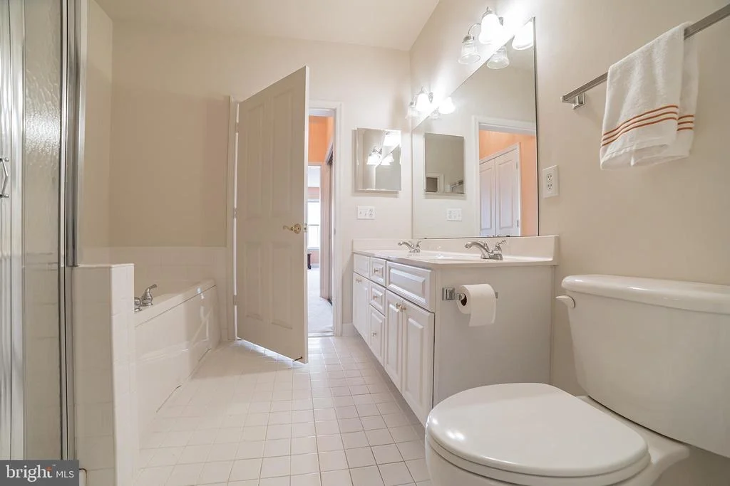 Photo of Unit 312 at 2520 WATERSIDE DRIVE