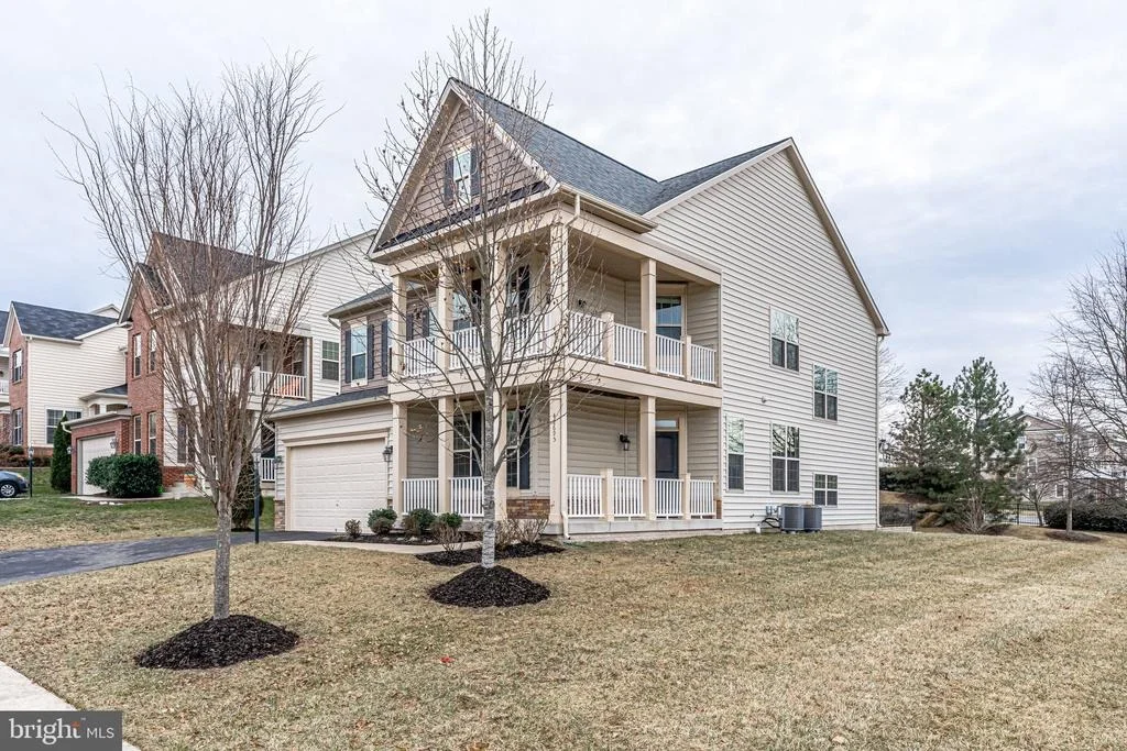 Photo of 42695 MACAULEY PLACE