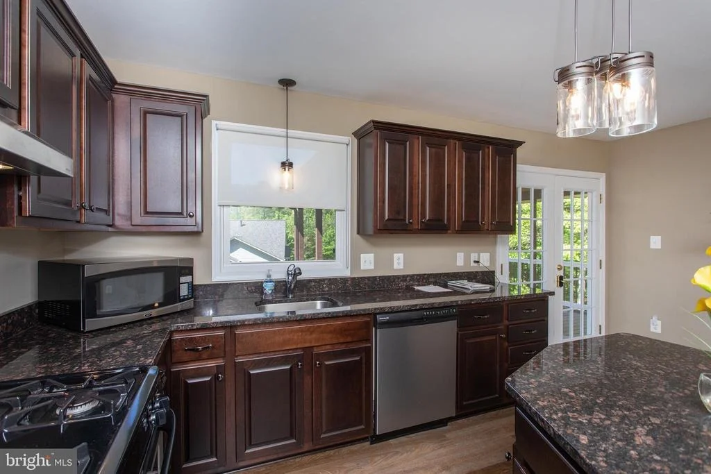 Photo of 540 THUNDERBIRD DRIVE